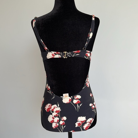 Tory Burch Swimsuit. - Picture 2 of 6